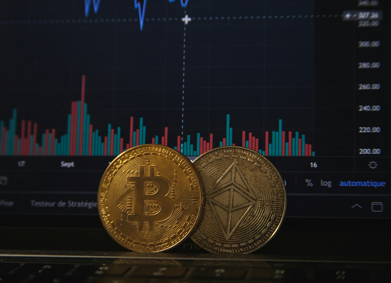 В России запустили первый биткоин-накопитель по модели Strategy