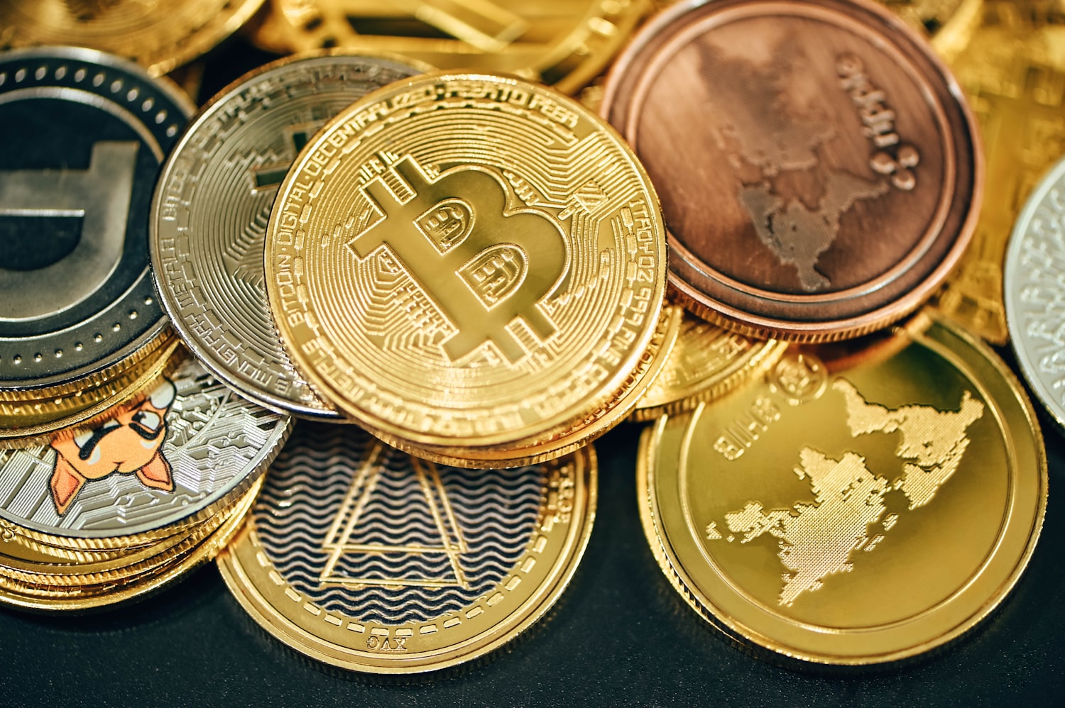 USDT убрали с европейских бирж из-за MiCA: что делать держателям