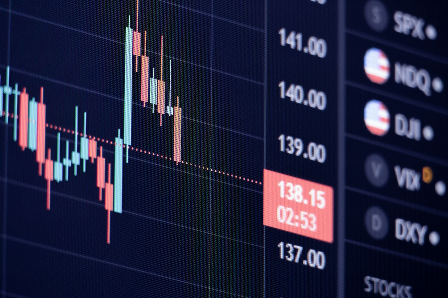 Рынок акций пережил худшее лето с 2022 года: индекс Мосбиржи упал на 18,5%